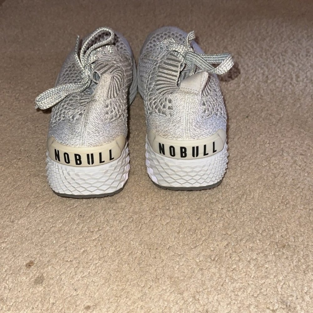 NOBULL Mid shoes